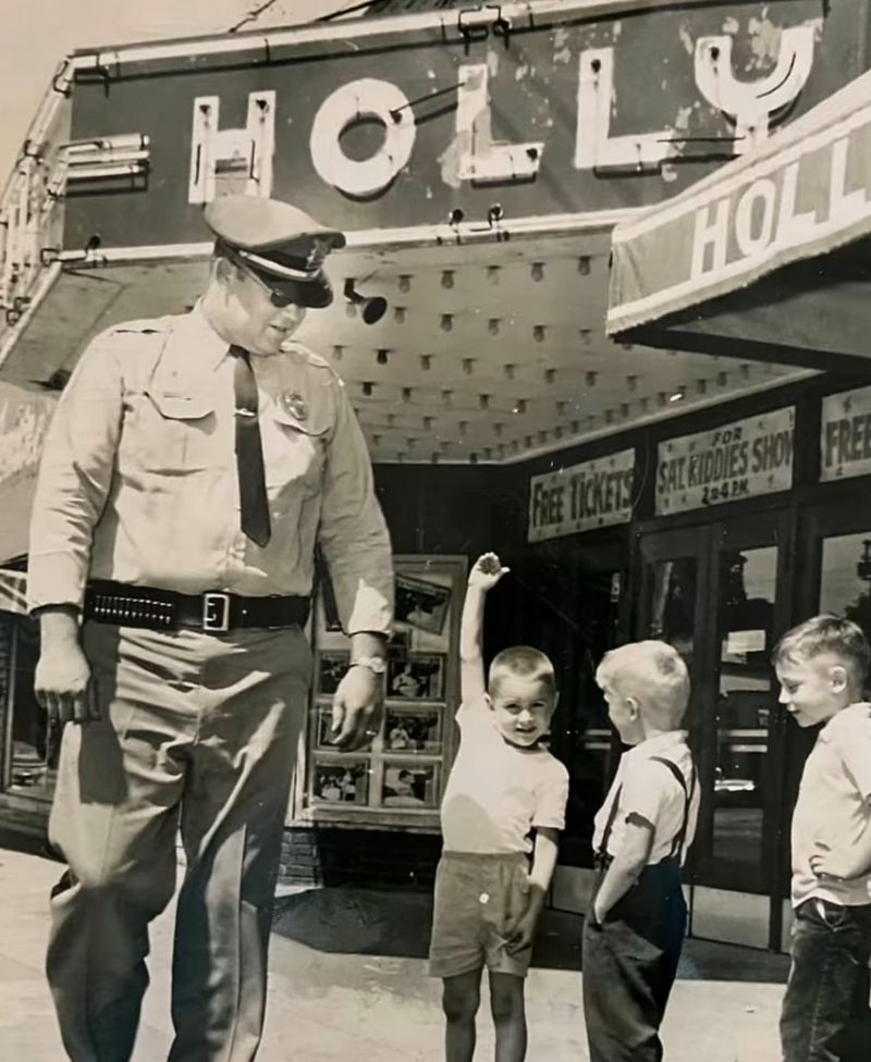 Holly Theatre - Old Photo (newer photo)